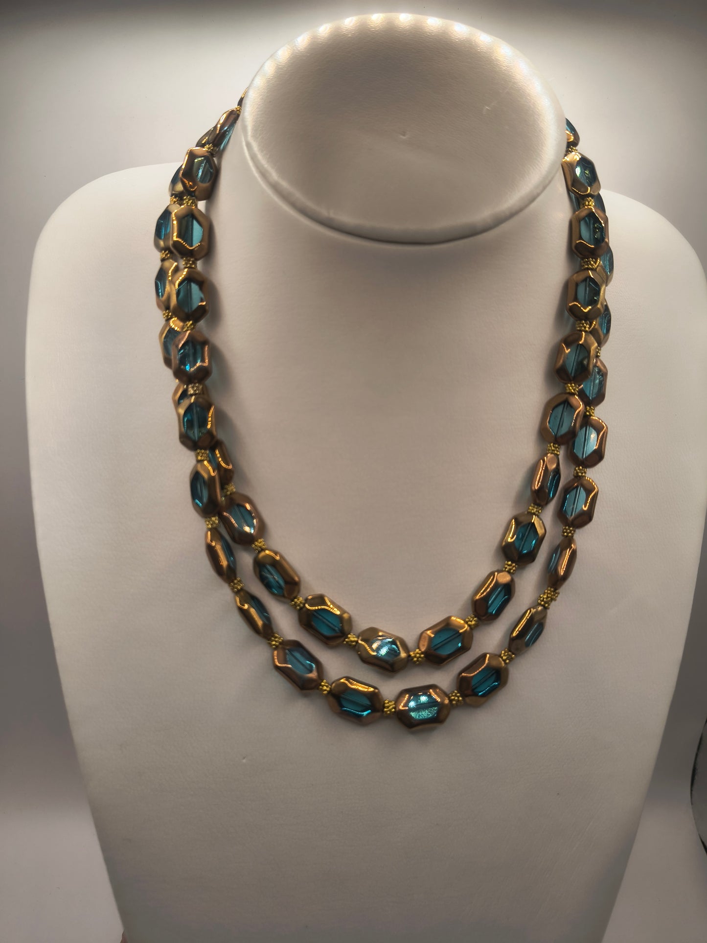 Blue stained venetian glass necklace