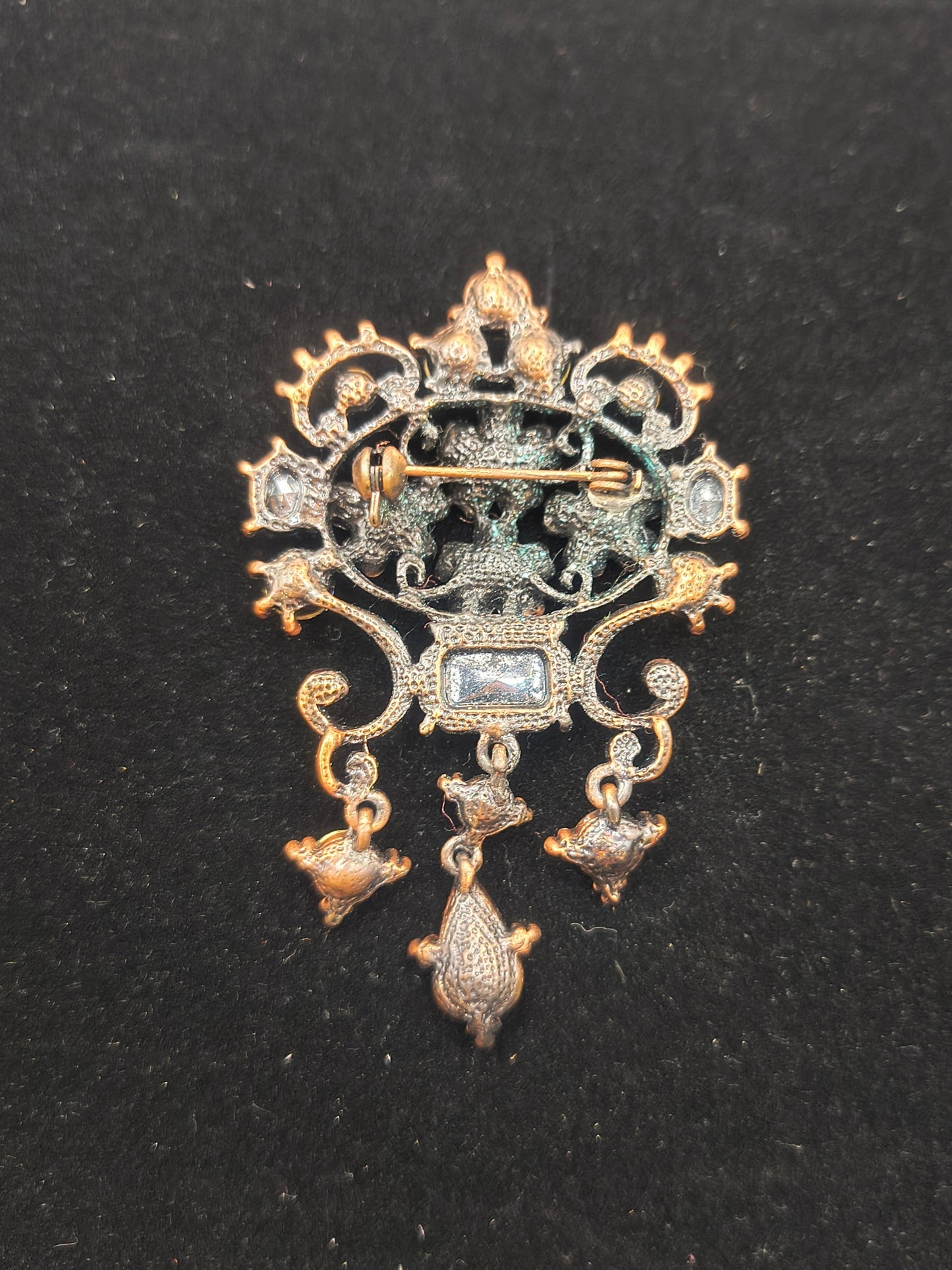 Blue vintage ornate brooch