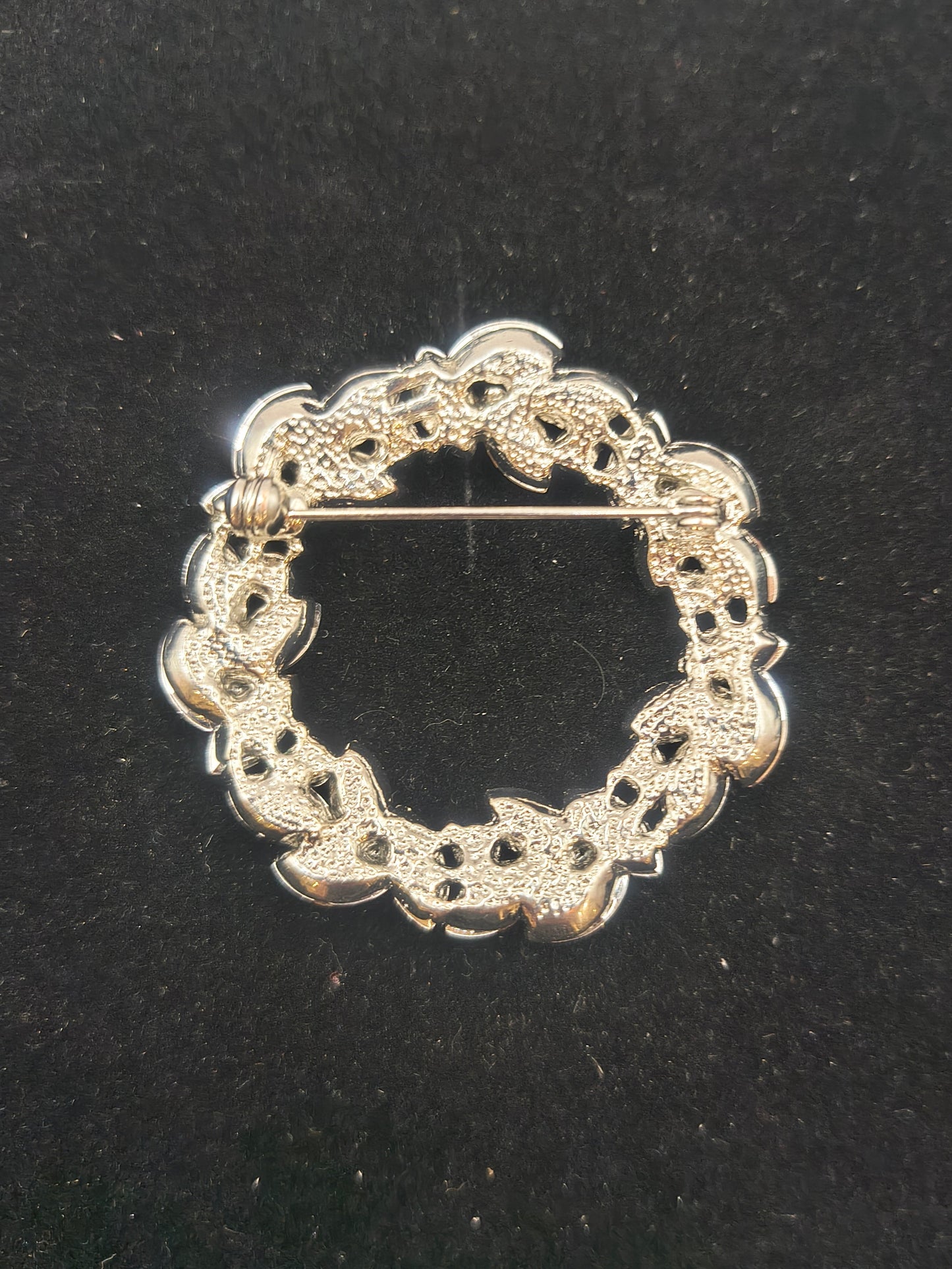 Orange vintage ringed brooch