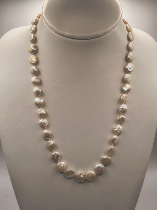 Freshwater pearl coin necklace (small pearls)