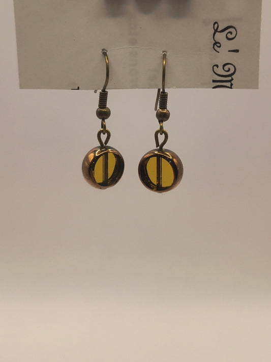 Yellow stained venetian glass earrings (Round)