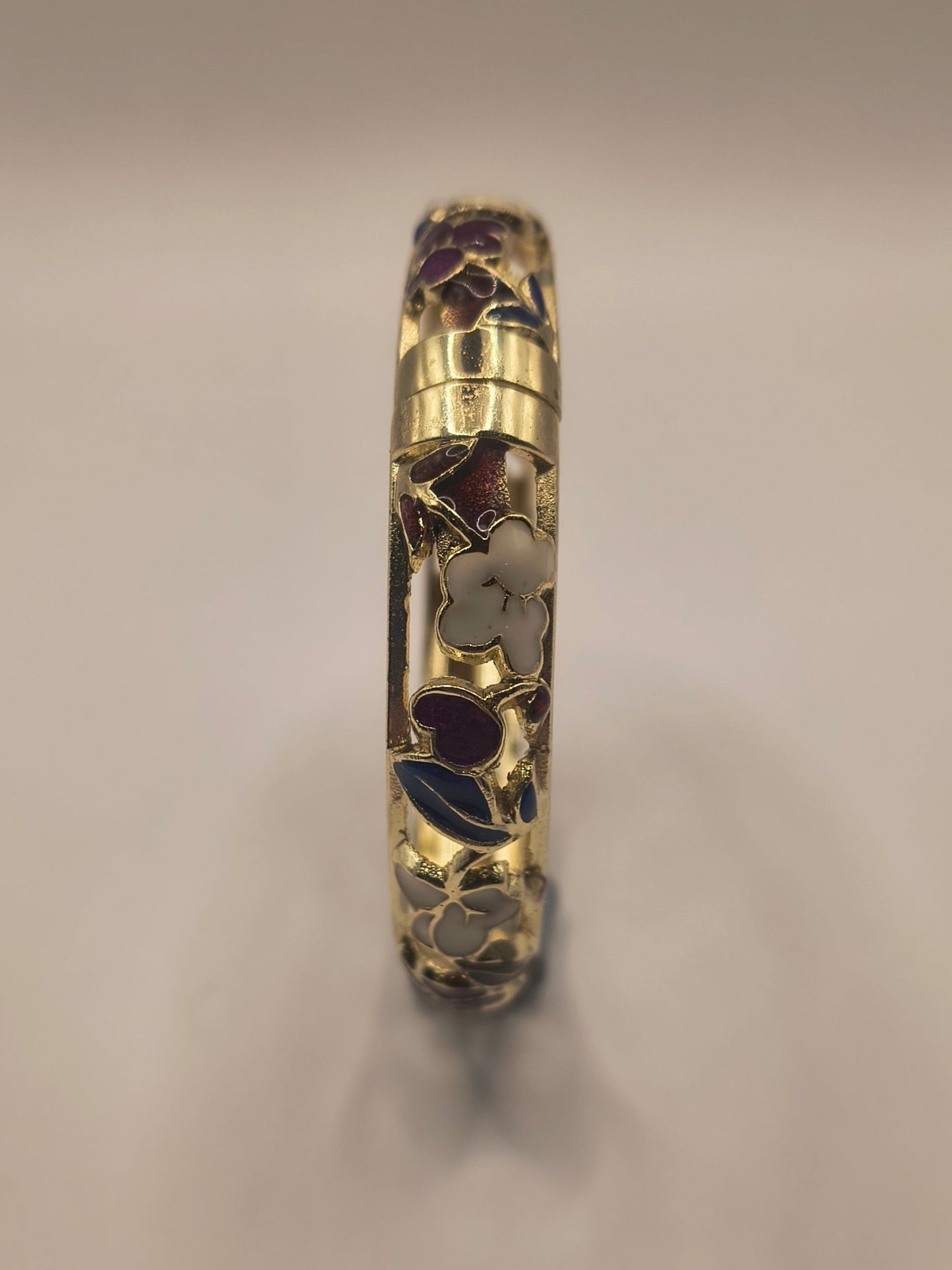 Polished ornate floral bracelet B