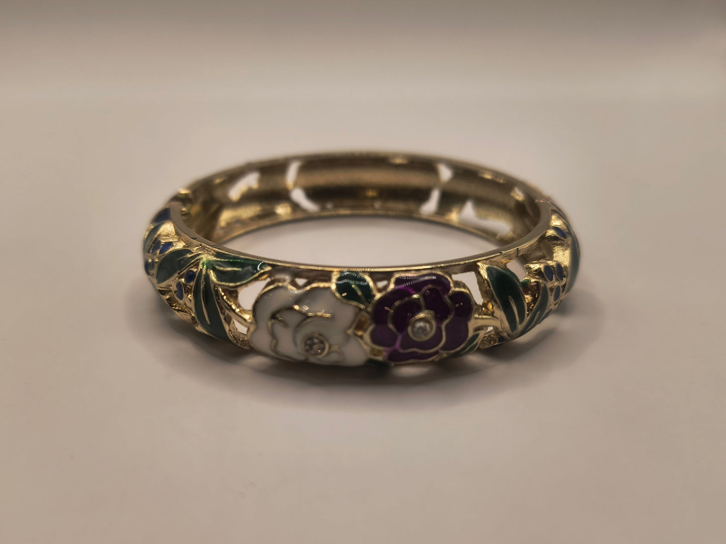 Polished ornate floral bracelet A