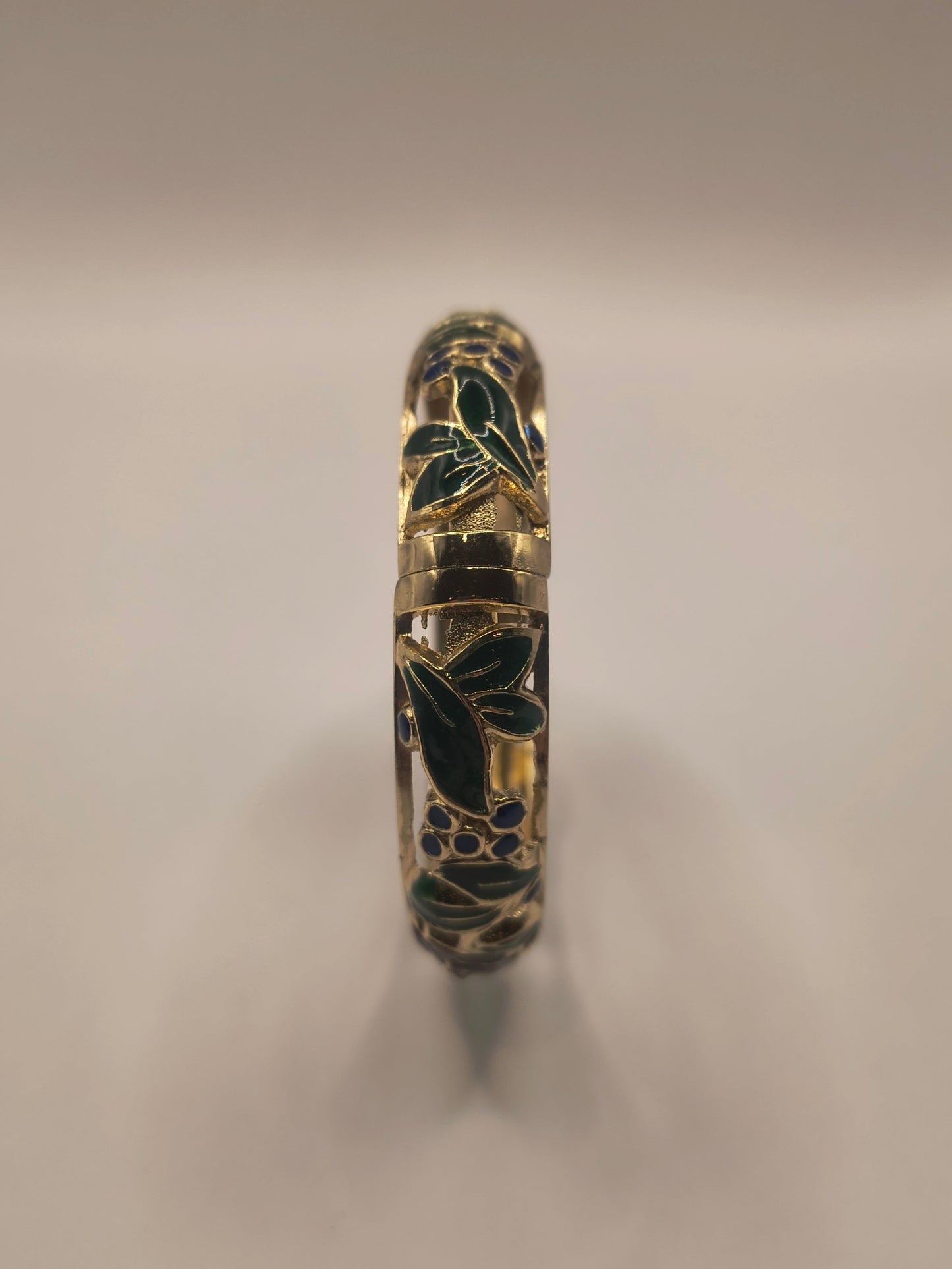 Polished ornate floral bracelet A